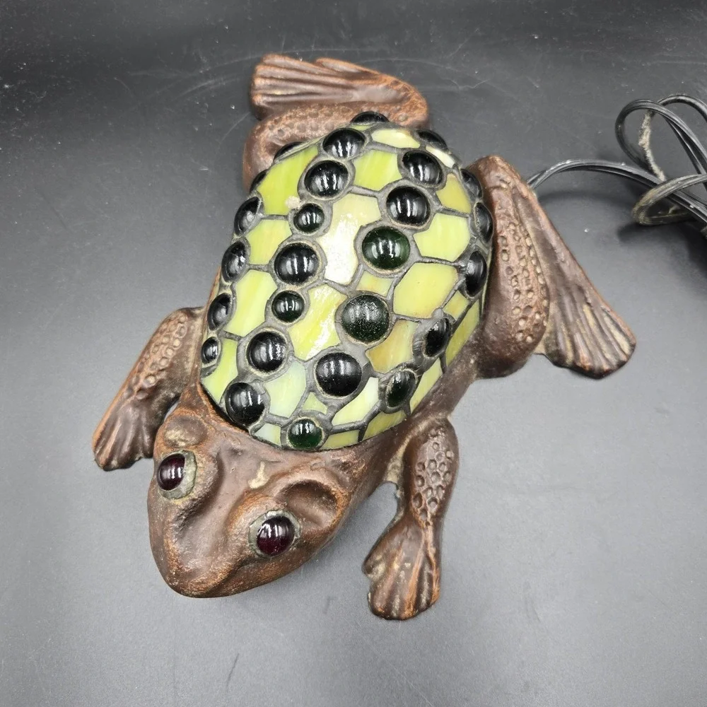 VTG Brass & Stained Glass Frog Toad Lamp Glass Jeweled Shell Night Light MCM EUC